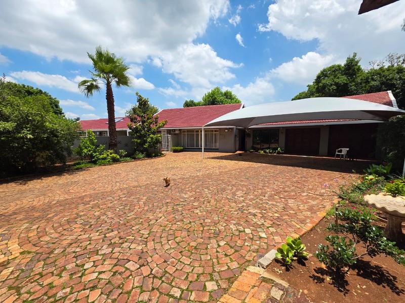 5 Bedroom Property for Sale in Meyerton Central Gauteng