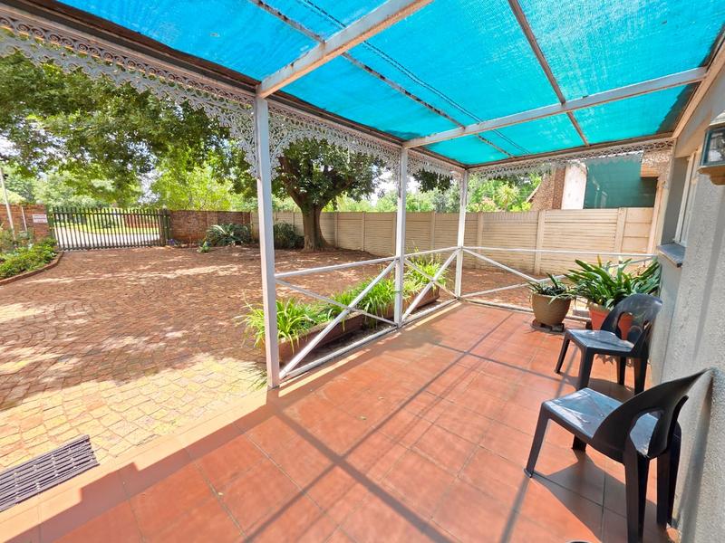 5 Bedroom Property for Sale in Meyerton Central Gauteng