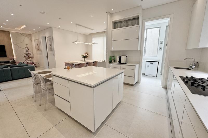 To Let 4 Bedroom Property for Rent in Morningside Gauteng