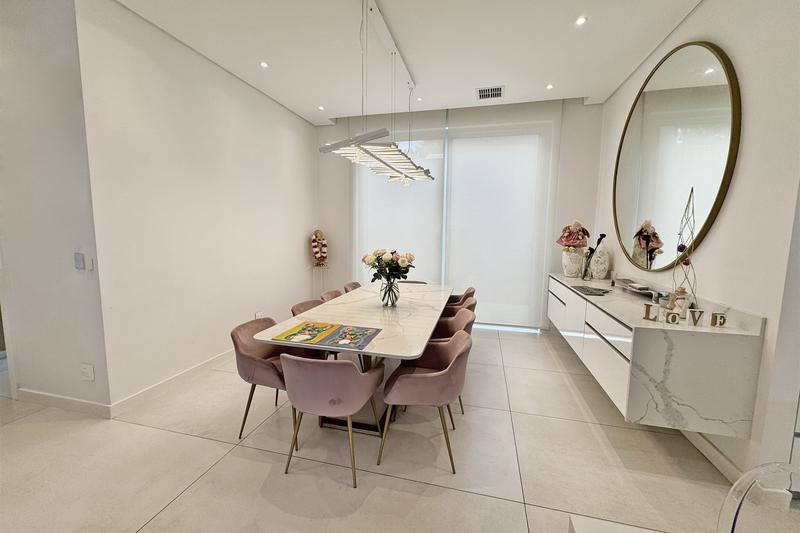 To Let 4 Bedroom Property for Rent in Morningside Gauteng