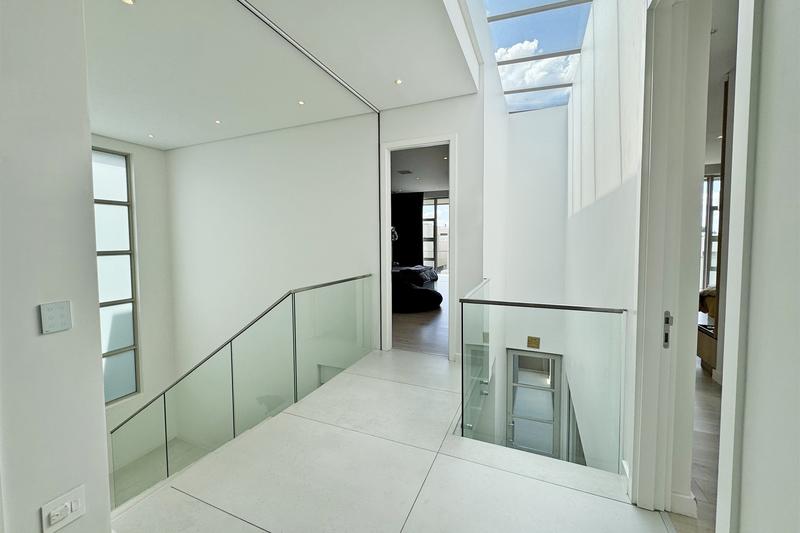 To Let 4 Bedroom Property for Rent in Morningside Gauteng