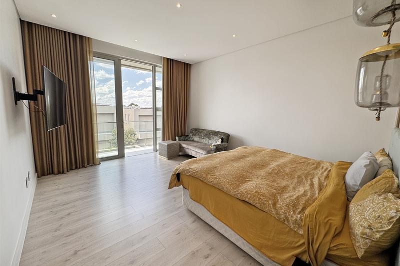 To Let 4 Bedroom Property for Rent in Morningside Gauteng