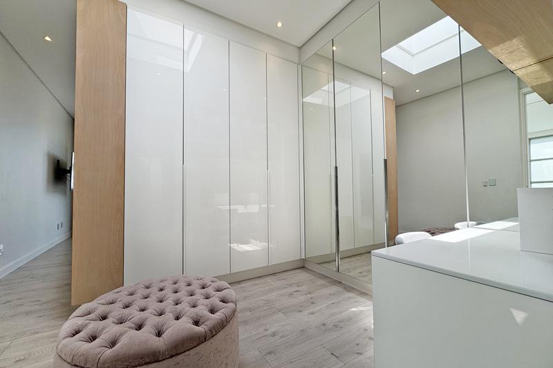 To Let 4 Bedroom Property for Rent in Morningside Gauteng