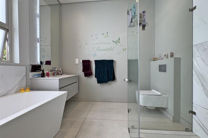 To Let 4 Bedroom Property for Rent in Morningside Gauteng