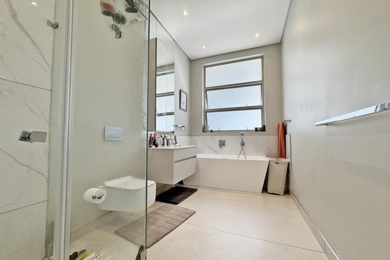 To Let 4 Bedroom Property for Rent in Morningside Gauteng