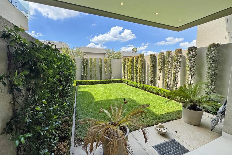 To Let 4 Bedroom Property for Rent in Morningside Gauteng