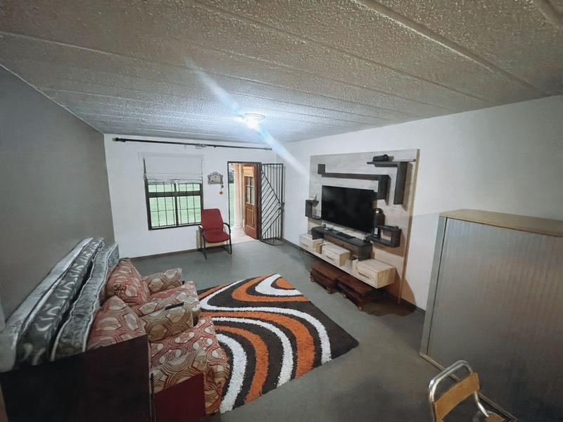 2 Bedroom Property for Sale in Robindale Gauteng