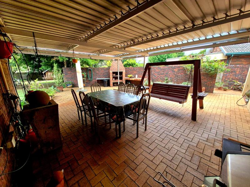 3 Bedroom Property for Sale in Wierda Park Gauteng