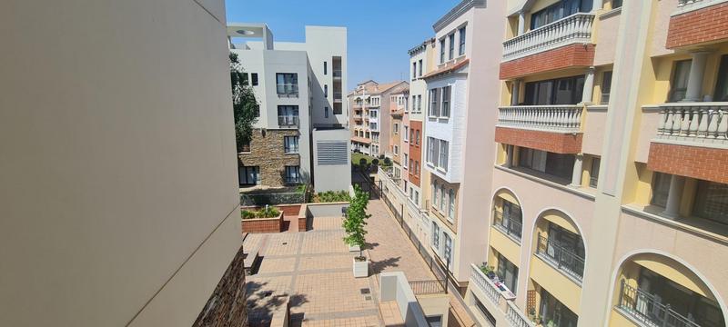To Let 2 Bedroom Property for Rent in Bedford Gardens Gauteng