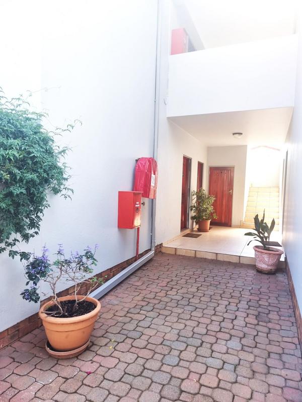 2 Bedroom Property for Sale in Bedfordview Gauteng