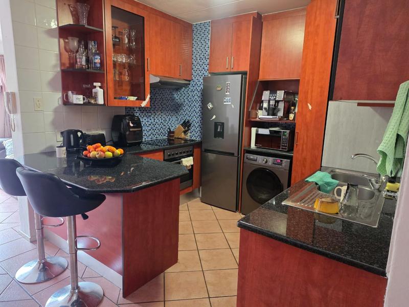 To Let 3 Bedroom Property for Rent in Sandringham Gauteng