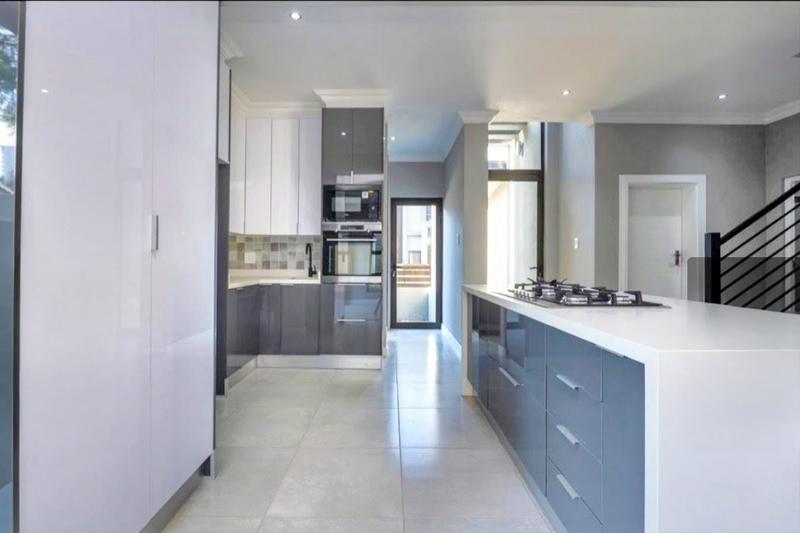 3 Bedroom Property for Sale in Bedfordview Gauteng