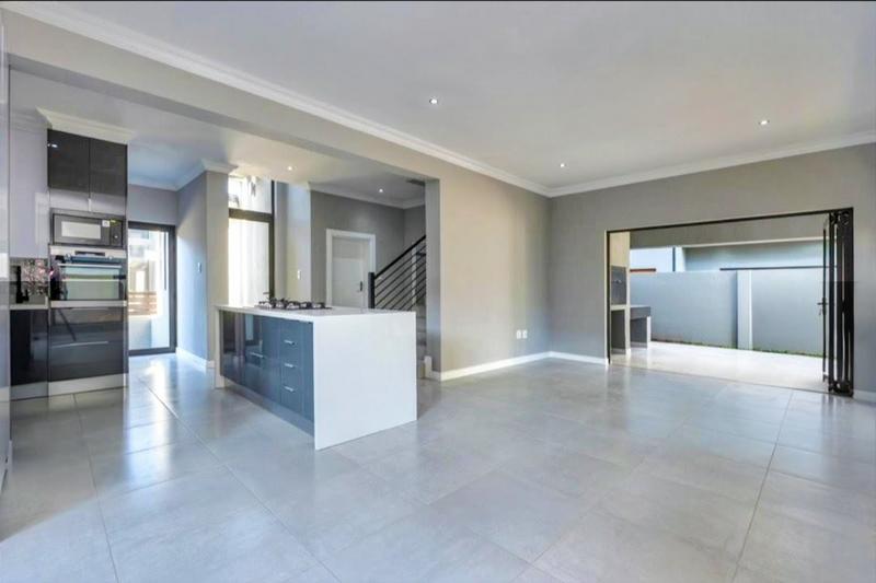 3 Bedroom Property for Sale in Bedfordview Gauteng