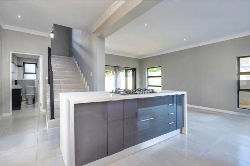 3 Bedroom Property for Sale in Bedfordview Gauteng