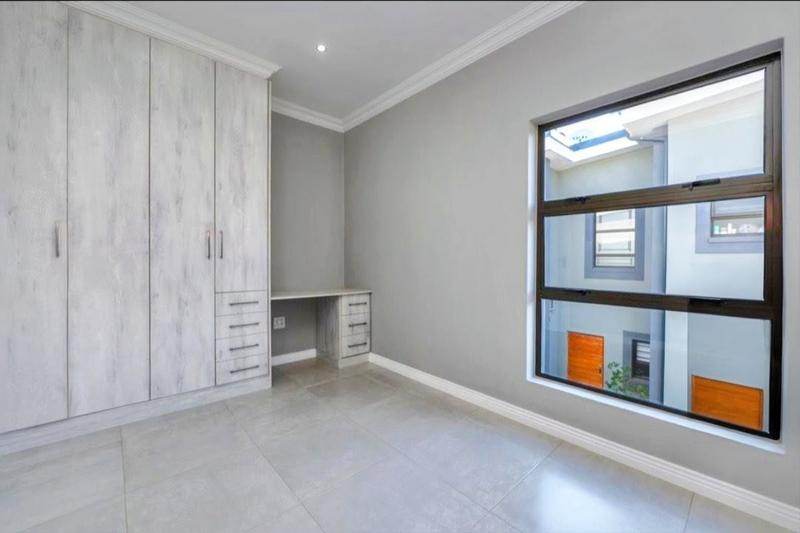 3 Bedroom Property for Sale in Bedfordview Gauteng