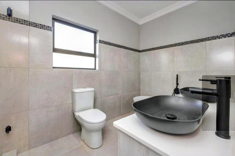 3 Bedroom Property for Sale in Bedfordview Gauteng