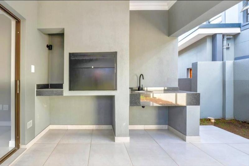 3 Bedroom Property for Sale in Bedfordview Gauteng