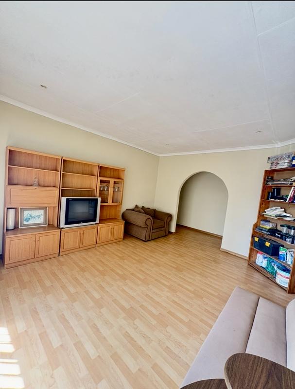 4 Bedroom Property for Sale in Elspark Gauteng