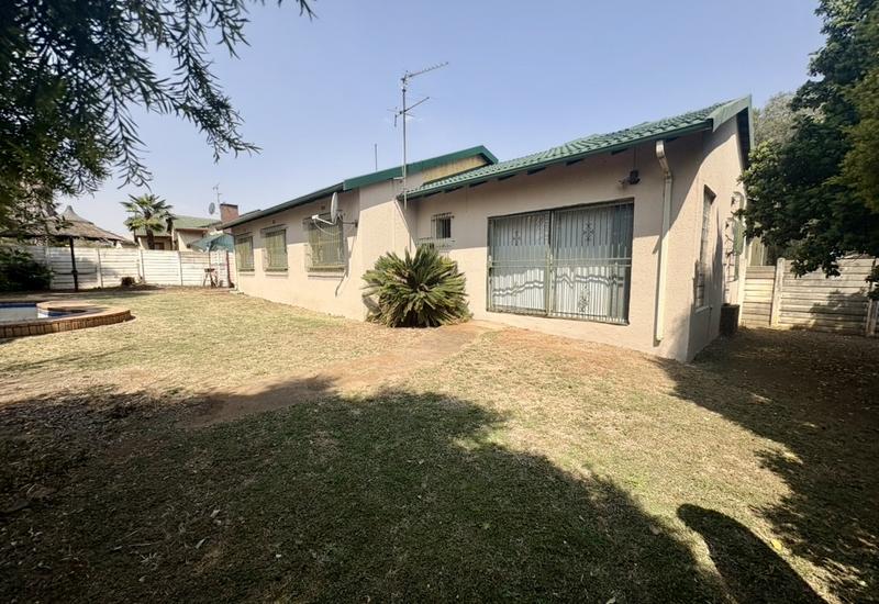 4 Bedroom Property for Sale in Elspark Gauteng