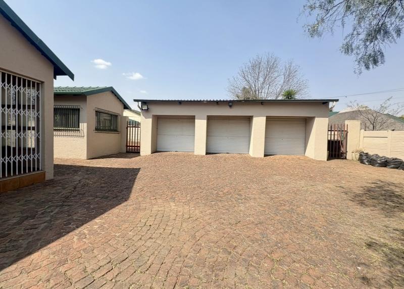 4 Bedroom Property for Sale in Elspark Gauteng