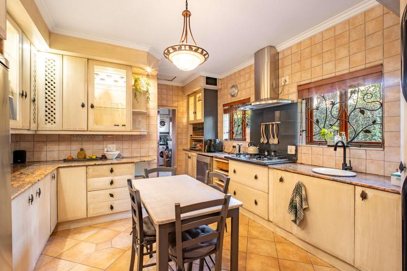 5 Bedroom Property for Sale in Waterkloof A H Gauteng