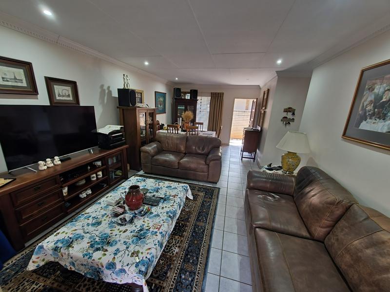 3 Bedroom Property for Sale in Florauna Gauteng