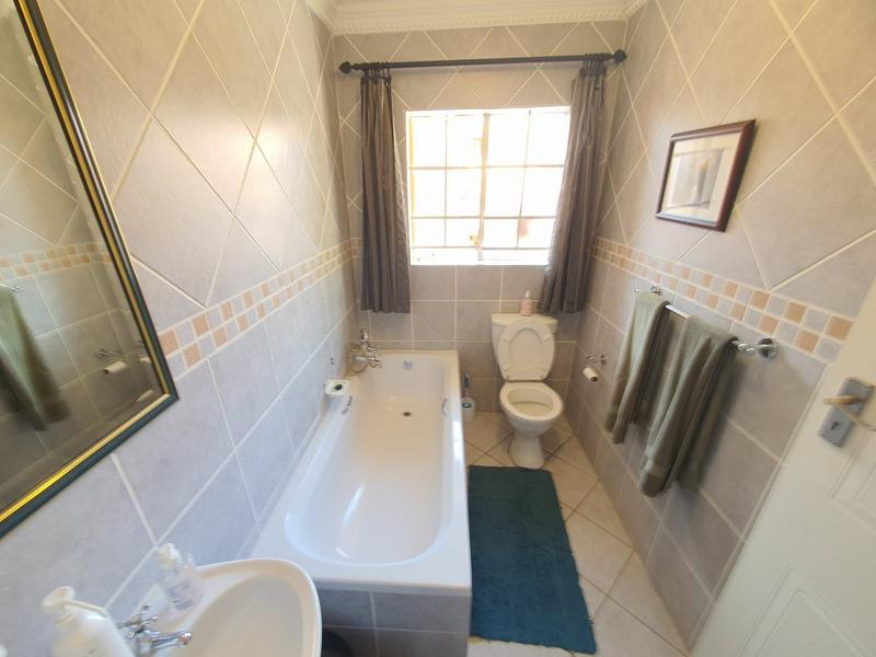 3 Bedroom Property for Sale in Florauna Gauteng