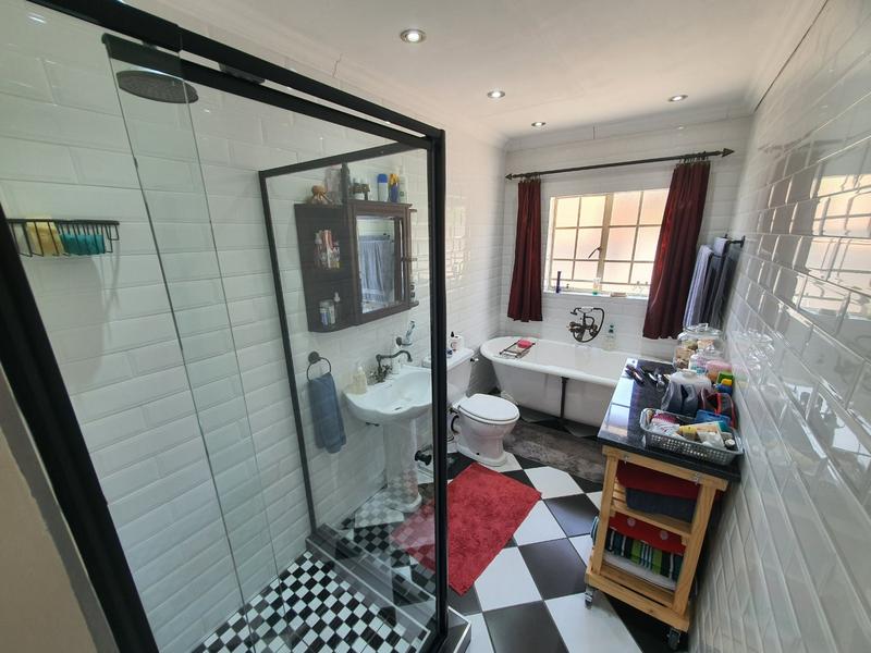 3 Bedroom Property for Sale in Florauna Gauteng