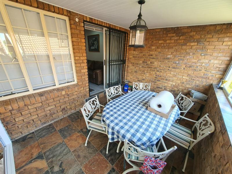 3 Bedroom Property for Sale in Florauna Gauteng