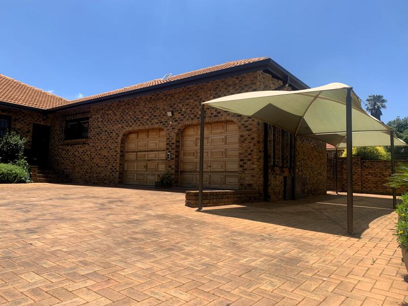 4 Bedroom Property for Sale in Sunward Park Gauteng