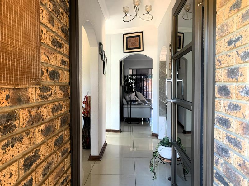 4 Bedroom Property for Sale in Sunward Park Gauteng