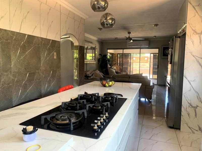 4 Bedroom Property for Sale in Sunward Park Gauteng