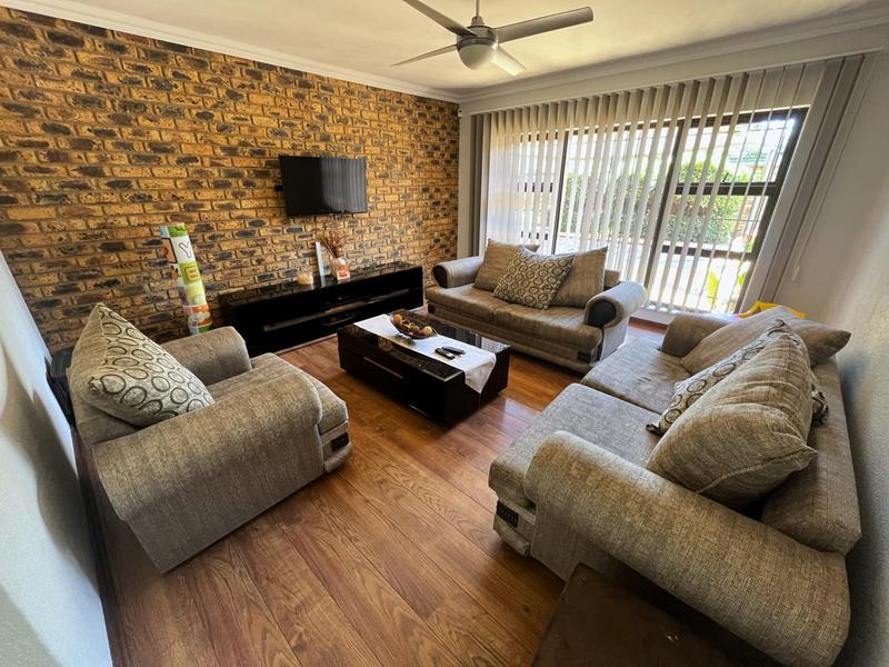 4 Bedroom Property for Sale in Sunward Park Gauteng
