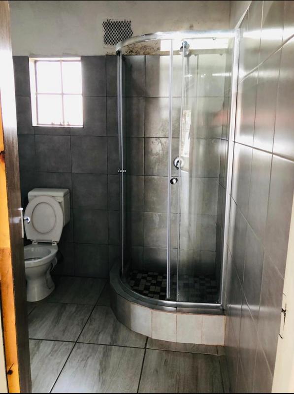 To Let 1 Bedroom Property for Rent in Wychwood Gauteng