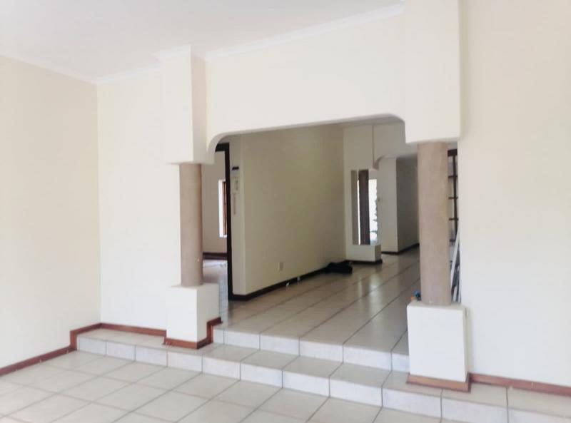 To Let 4 Bedroom Property for Rent in South Kensington Gauteng
