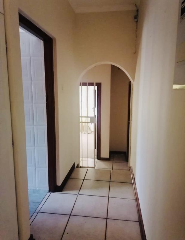 To Let 4 Bedroom Property for Rent in South Kensington Gauteng