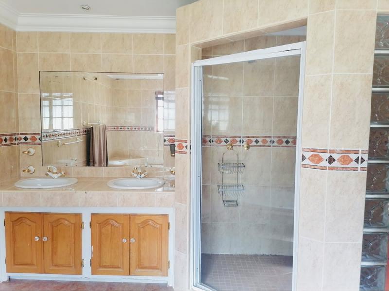 To Let 4 Bedroom Property for Rent in South Kensington Gauteng