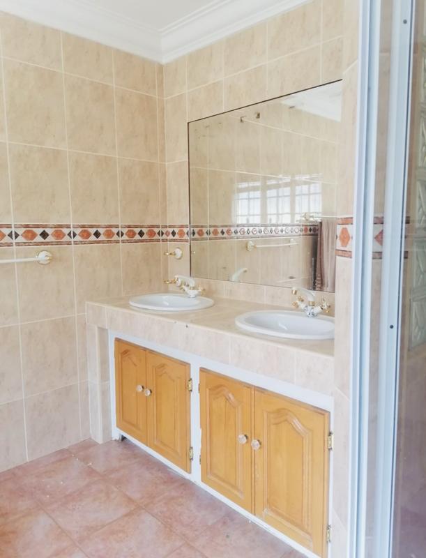 To Let 4 Bedroom Property for Rent in South Kensington Gauteng