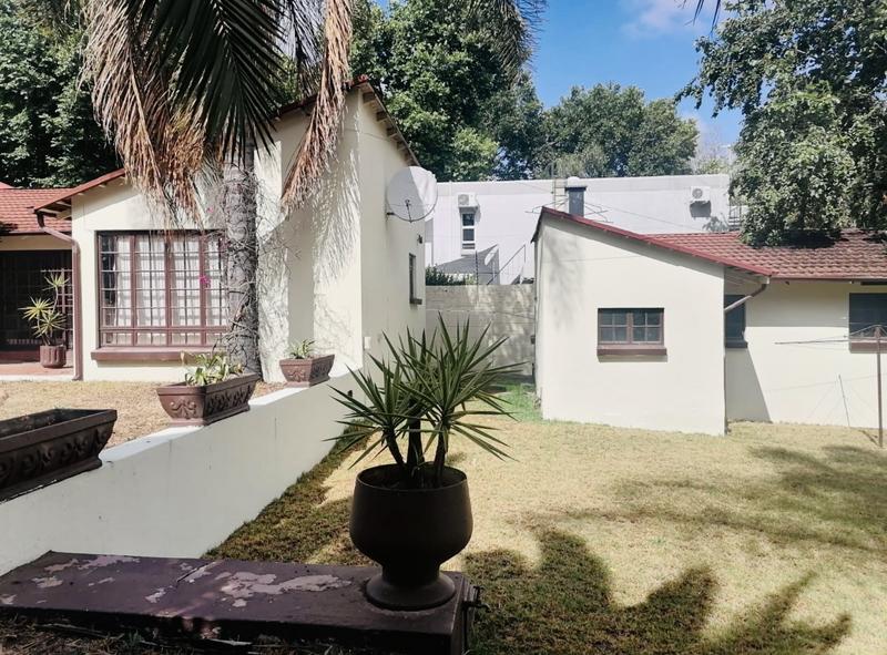 To Let 4 Bedroom Property for Rent in South Kensington Gauteng