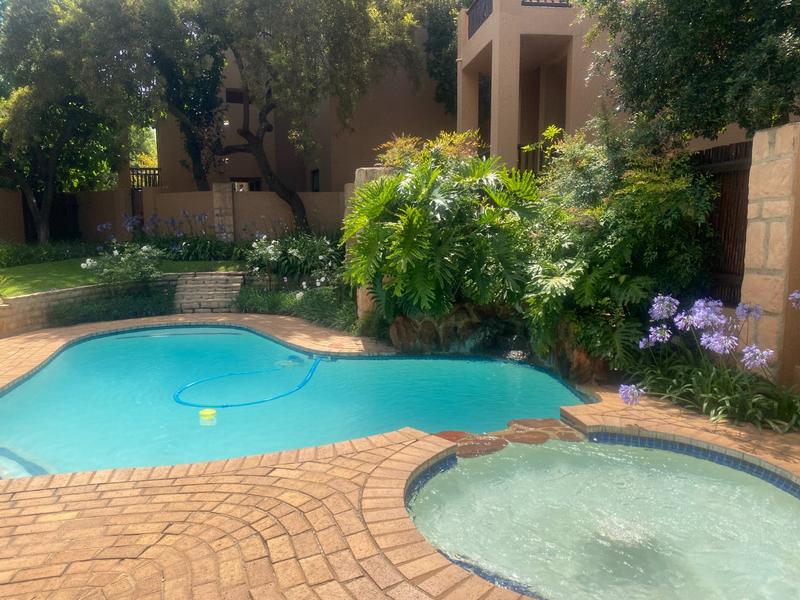 To Let 2 Bedroom Property for Rent in Lonehill Gauteng