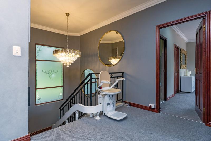 5 Bedroom Property for Sale in Broadacres Gauteng