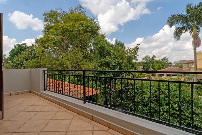 5 Bedroom Property for Sale in Broadacres Gauteng
