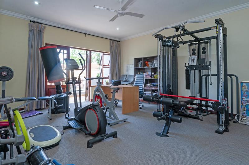 5 Bedroom Property for Sale in Broadacres Gauteng