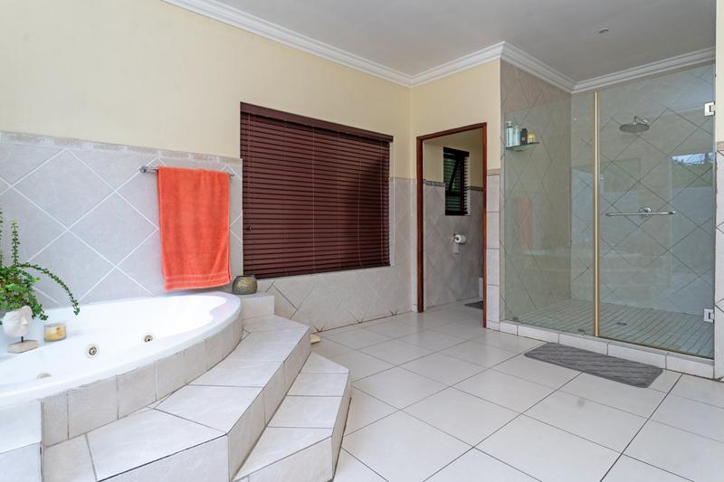 5 Bedroom Property for Sale in Broadacres Gauteng