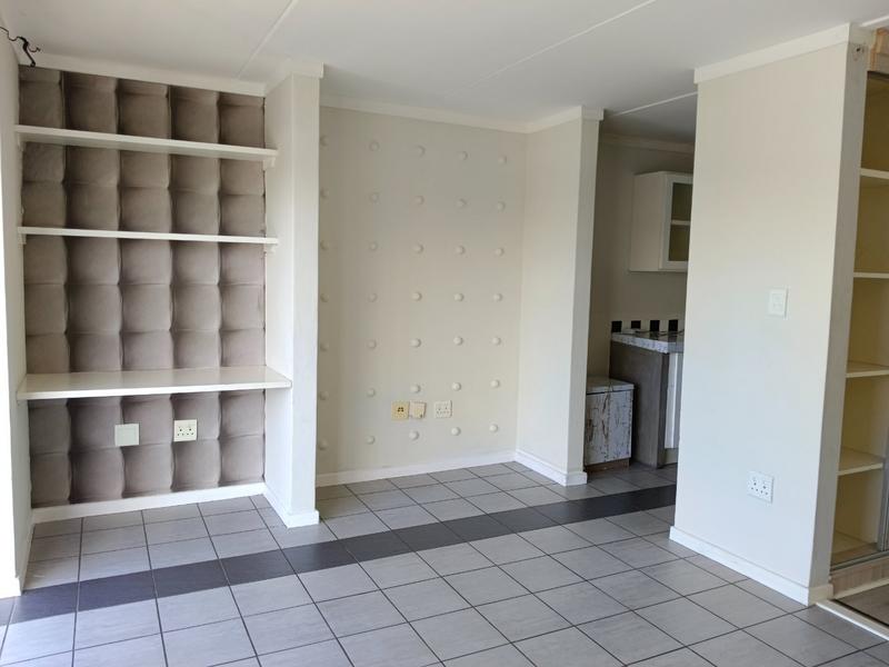 0 Bedroom Property for Sale in The Paddocks Gauteng