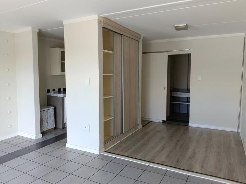 0 Bedroom Property for Sale in The Paddocks Gauteng
