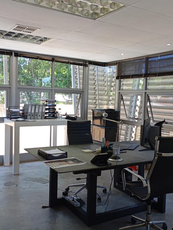 To Let Commercial Property for Rent in Menlo Park Gauteng