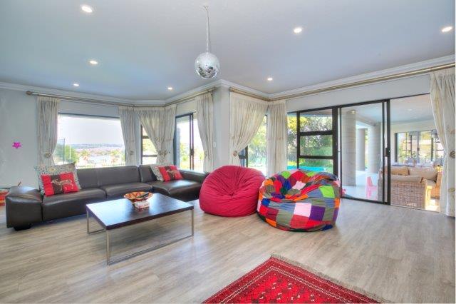 To Let 5 Bedroom Property for Rent in Dainfern Golf Estate Gauteng