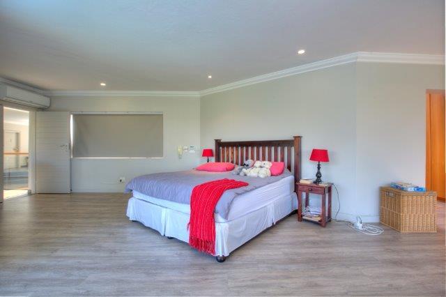 To Let 5 Bedroom Property for Rent in Dainfern Golf Estate Gauteng