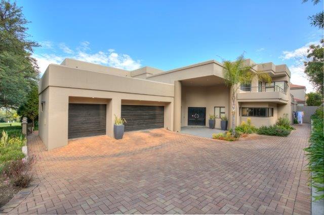 To Let 5 Bedroom Property for Rent in Dainfern Golf Estate Gauteng